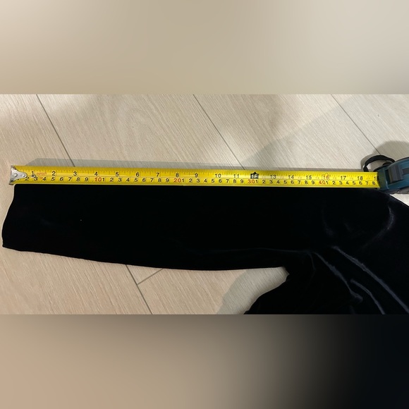 BANANA REPUBLIC Black Velvet Twist Waist Party Evening Dress Size 4 (Like New) - Picture 6 of 8